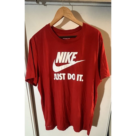Nike Dri-Fit "Just Do It" Red Graphic T-Shirt XL Men's Athletic Tee - Picture 1 of 11